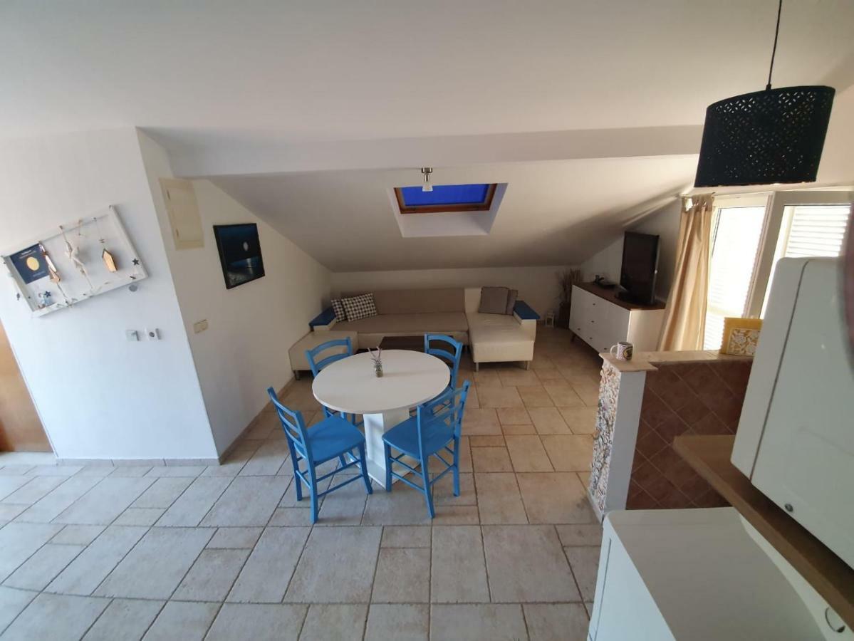Allure Apartment Kornic Luaran gambar