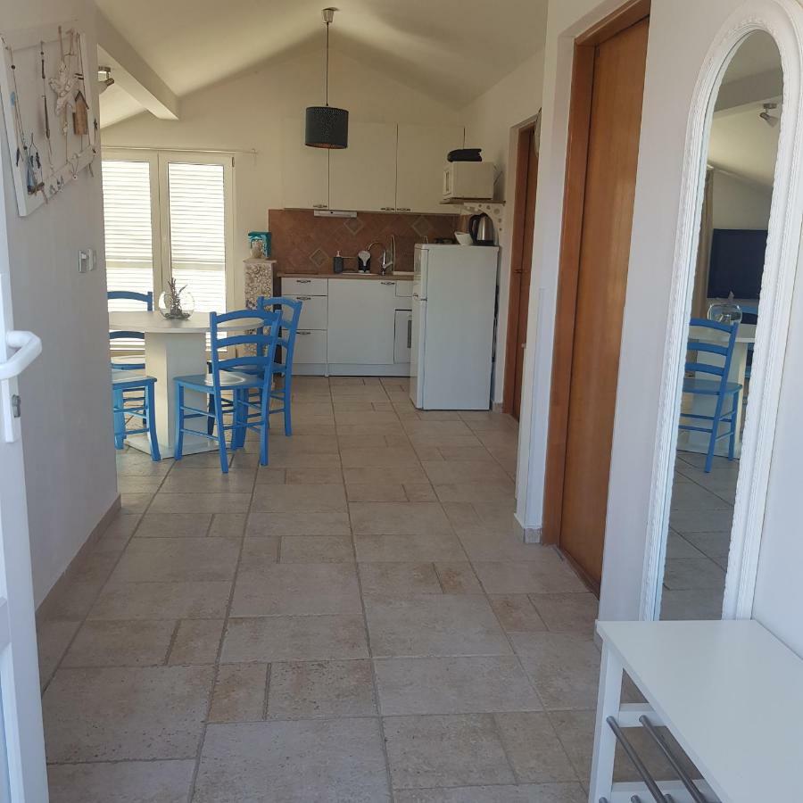 Allure Apartment Kornic Luaran gambar