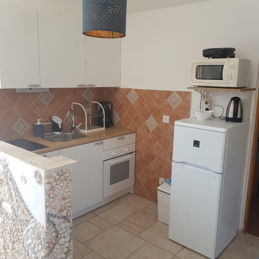 Allure Apartment Kornic Luaran gambar